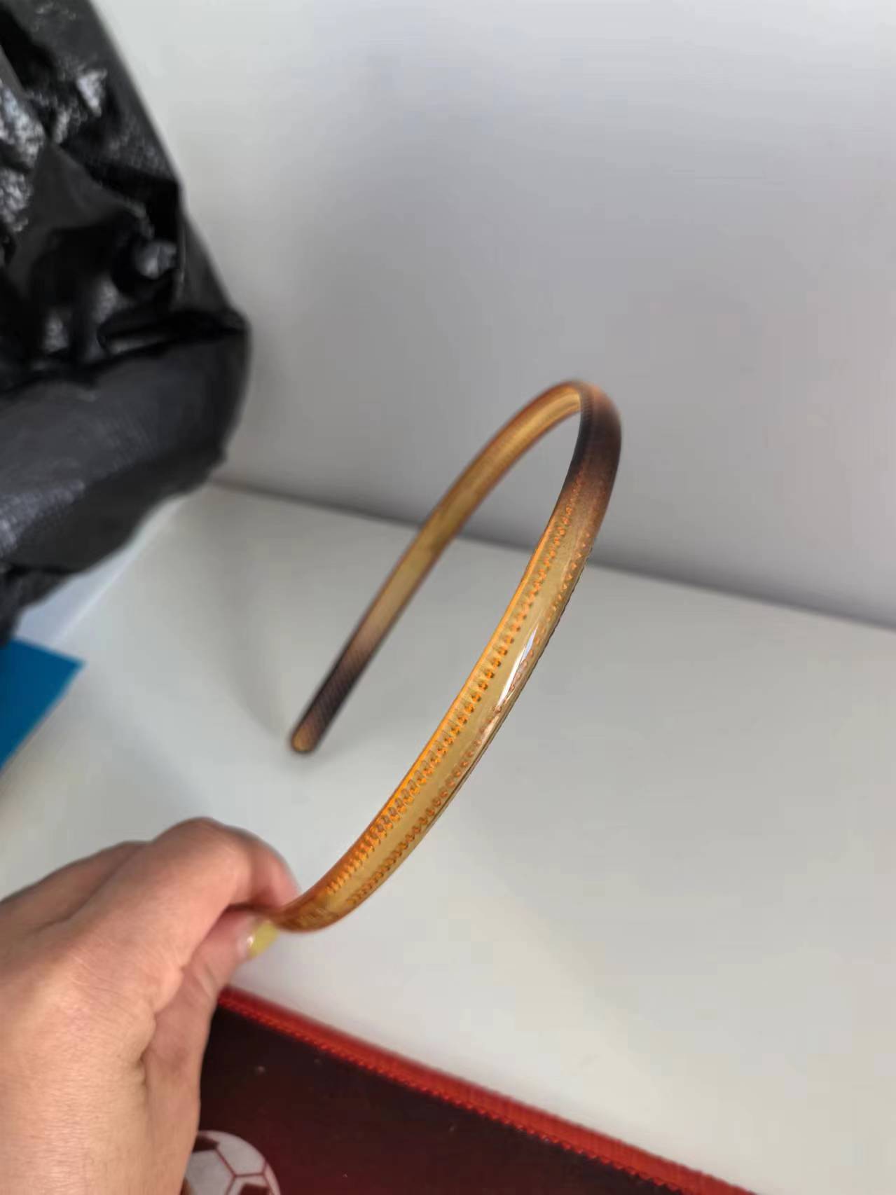 Diadema de perlas artificiales - Travel Accessories High End reseña y precio